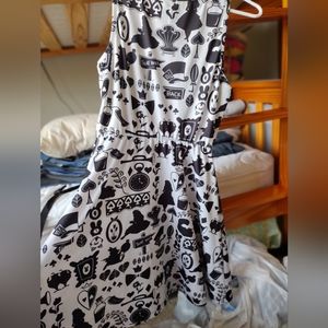 Alice in wonderland dress/costume